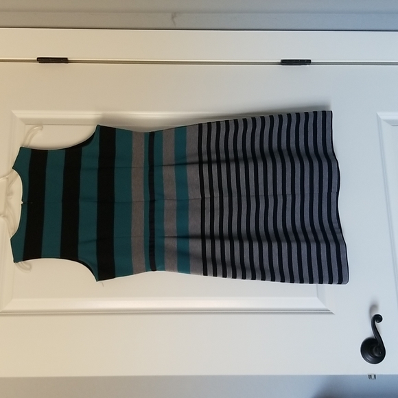 Loft striped dress - Picture 4 of 6